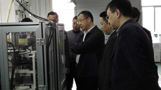 杨齐总裁到918博天娱乐官网深圳分公司调研