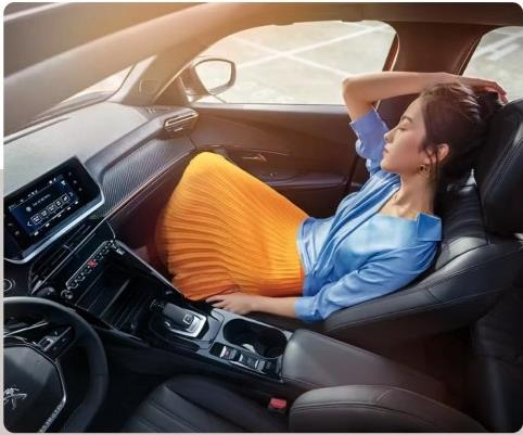 ?车内“炸弹”，，，，，，一定要小心这些隐形“杀手”